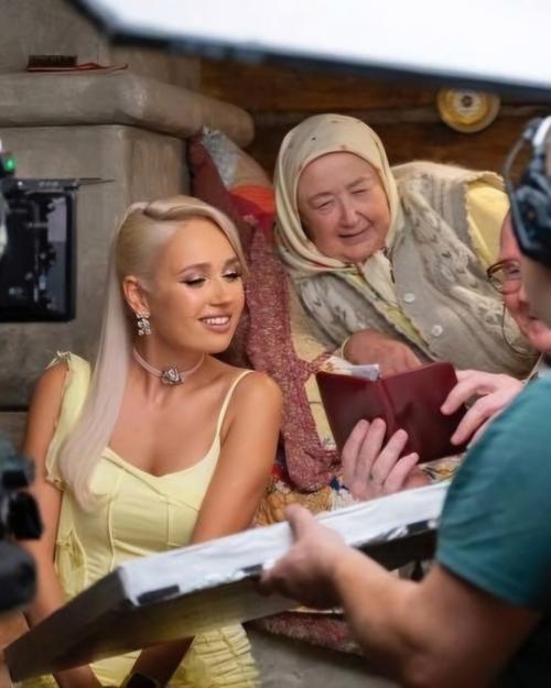 Звезды в Сибири: кока, Бузова, батрутдинов, Маликов, светлаков и брекоткин снимаются в новогодней комедии. 01