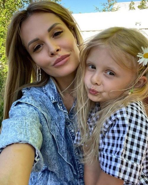 Актриса мария горбань с дочкой Фаней. 02