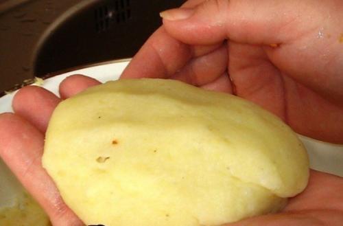 Картофельные зразы.  Ингредиенты: 04 Картофельные зразы.  Ингредиенты: 04