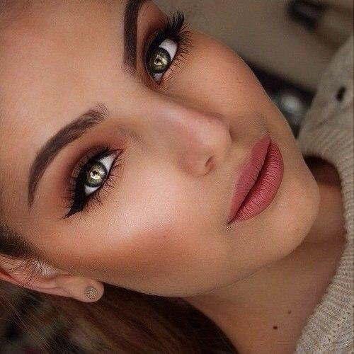 Как визуально увеличить глаза?