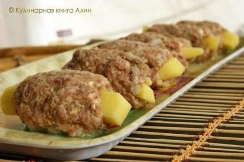 Котлеты Экономные.  Ингредиенты: 02 Котлеты Экономные.  Ингредиенты: 02