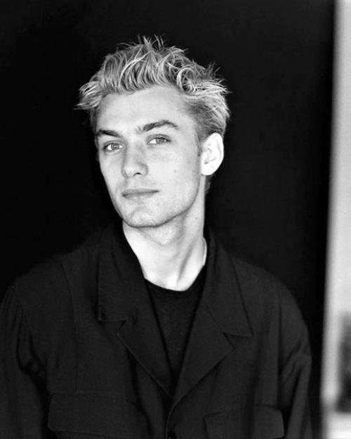 Молодои и горячии Джуд Лоу, 90-е годы. 05