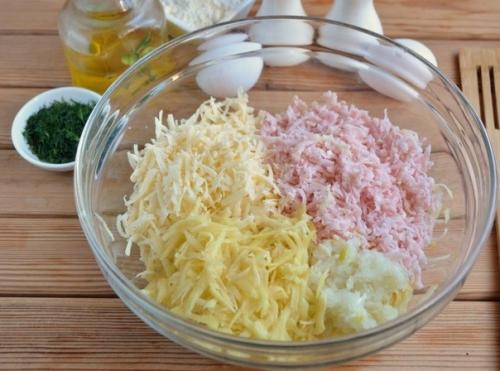 Необычайно вкусные драники с сыром и ветчиной - объедение. 02