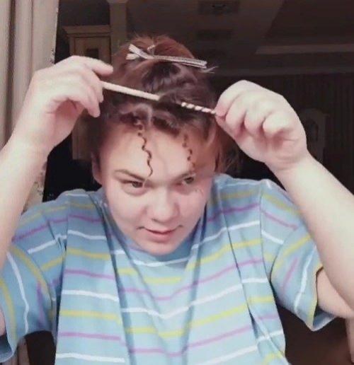 Когда в моду входят африканские кудри и ты стараешься не отставать от моды. 01