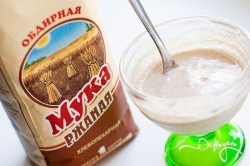 Ржаная мука вместо шампуня.

