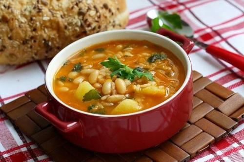 Фасолевый суп (постное меню) сохраните себе вкусный рецептик постного супчика. Фасолевый суп (постное меню) сохраните себе вкусный рецептик постного супчика.