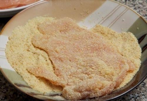 Куриные шницели. Ингредиенты: 03 Куриные шницели. Ингредиенты: 03