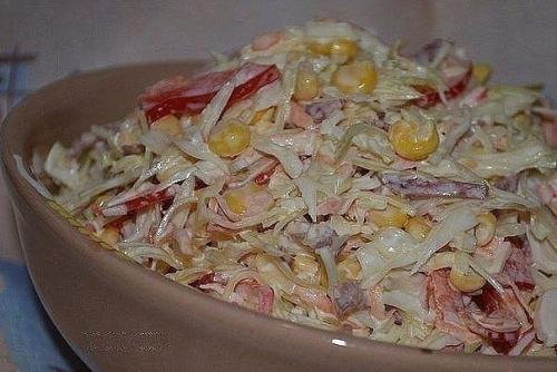 Подборка салатов с кукурузой. Подборка салатов с кукурузой.