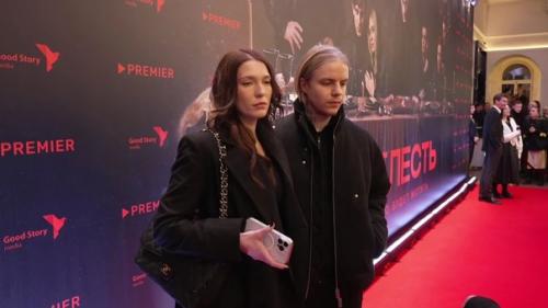 Рэпер Pharaoh впервые вышел в свет с женой, финалисткой Битвы Экстрасенсов Соней Егоровой. 01 Рэпер Pharaoh впервые вышел в свет с женой, финалисткой Битвы Экстрасенсов Соней Егоровой. 01