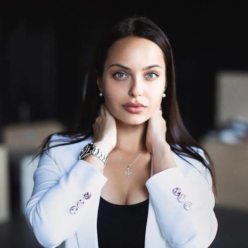 Русская Анджелина Джоли регина Кова. 03