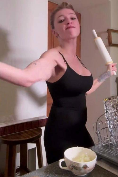 Настя ивлеева: пополнение в семье или просто вкусный ужин? 01