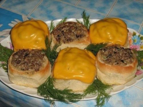 Жюльен в булочках.