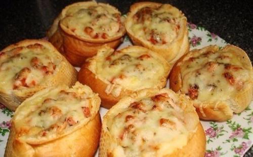 Пицца в батоне.