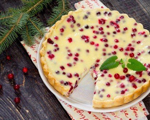 Пирог с клюквой и сметаной.