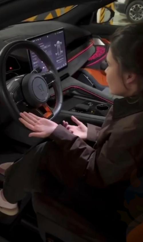 Ты меня не уважаешь, я хотела Porsche! 01