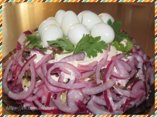 Салат Курочкино Гнездо.