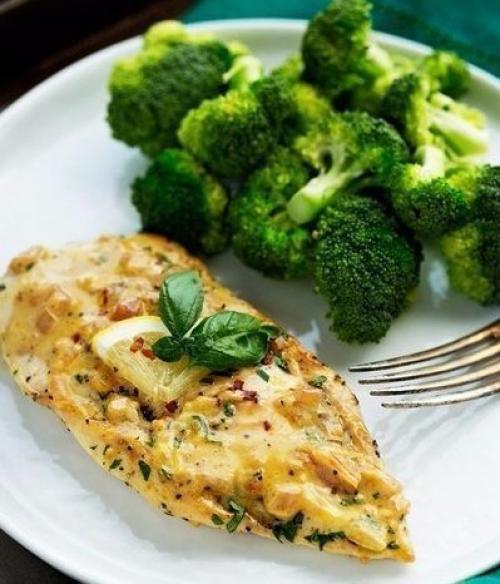 Курица в лимонно - сливочном соусе. Курица в лимонно - сливочном соусе.