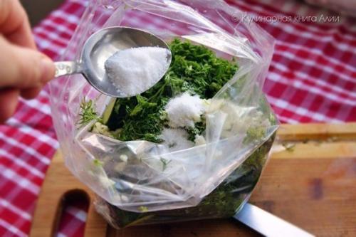 Быстрые малосольные огурчики в пакете. 06