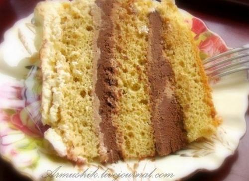 Высокий, нежный бисквит для торта (без духовки). Высокий, нежный бисквит для торта (без духовки).