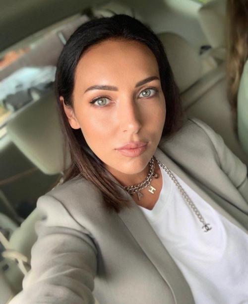 Смелый оттенок волос Алсу! 05