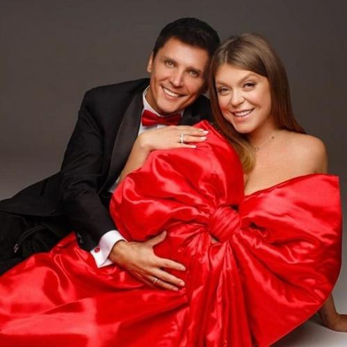 Звезда 90-х акула поделилась кадрами своей Беременной Фотосессии. 04