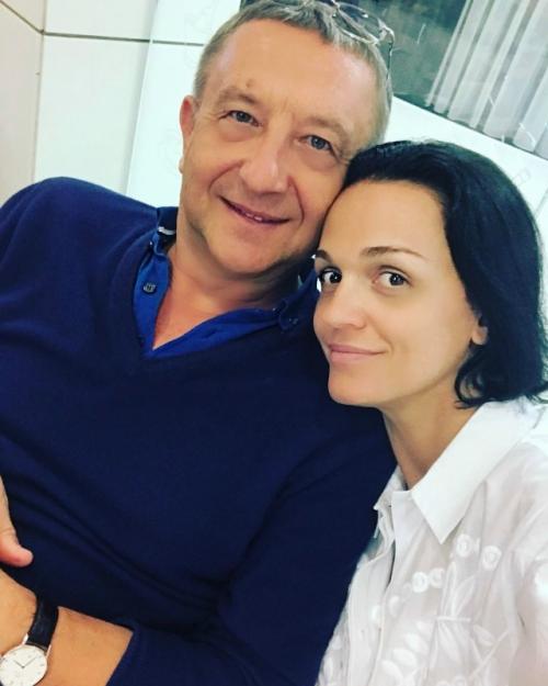 Слава боре корчевникову в жилетку из-за неверного мужа разрыдалась. 01