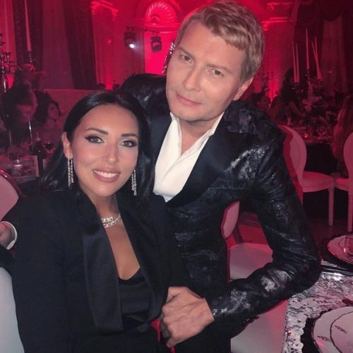 Смелый оттенок волос Алсу! 02