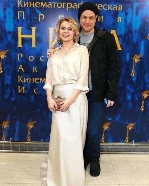 Актриса троянова вместе со своим мужем. 03