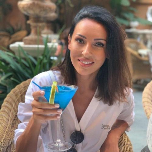 Смелый оттенок волос Алсу! 06