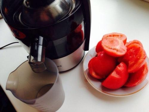 Суп с фрикадельками и томатным соком. 02 Суп с фрикадельками и томатным соком. 02