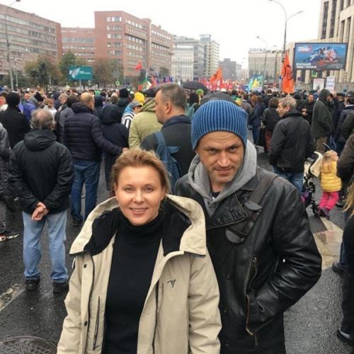 Актриса троянова вместе со своим мужем. 01