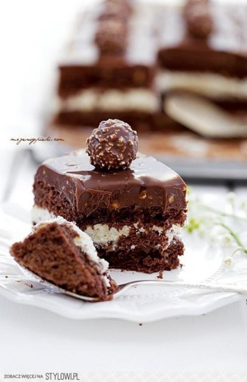 Самое вкусное пирожное. Самое вкусное пирожное.