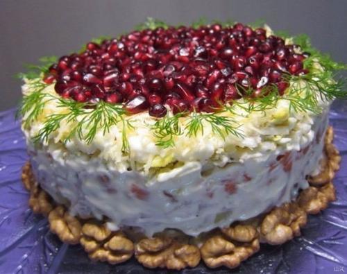 Обалденные салаты. Обалденные слоеные салаты: топ - 9 рецептиков.