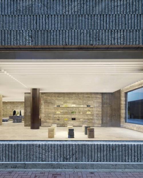 Jil Sander открыл очень красивый новый бутик в Токио в районе гинза. 01