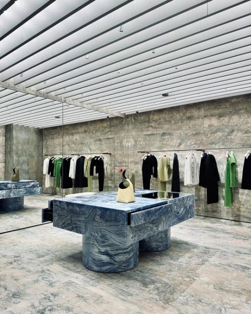 Jil Sander открыл очень красивый новый бутик в Токио в районе гинза. 02