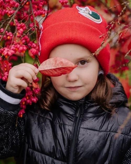 Агата муцениеце в осенних фото со своими детками. 05