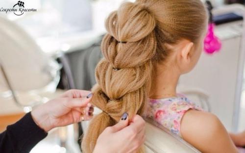 Коса, как у принцессы жасмин из популярного мультфильма Аладдин, - прекрасное решение для обладательниц длинных волос? 09