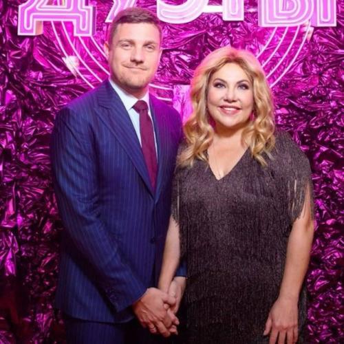 Как сообщают СМИ, у 53-летней Марины федункив родился первый ребенок. 02