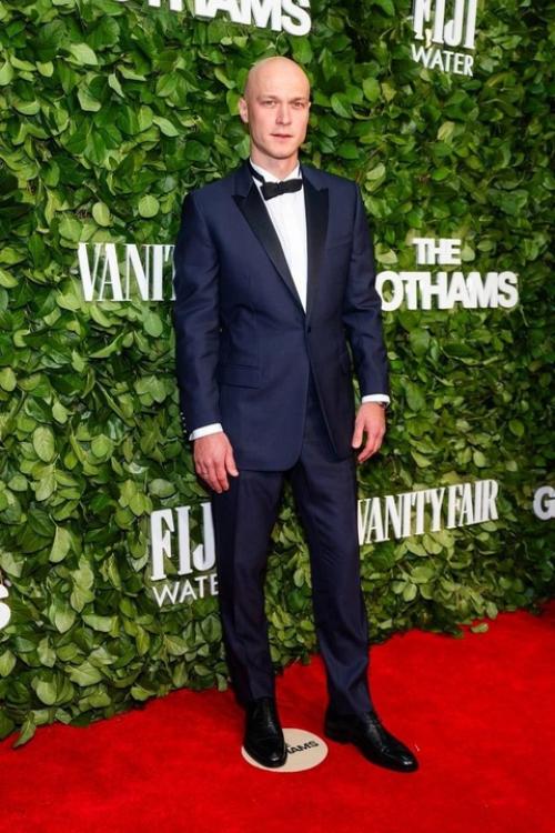 Юра Борисов получил пeрвую прeстижную награду в голливудe и стал номинантом на Золотой Глобус! 01