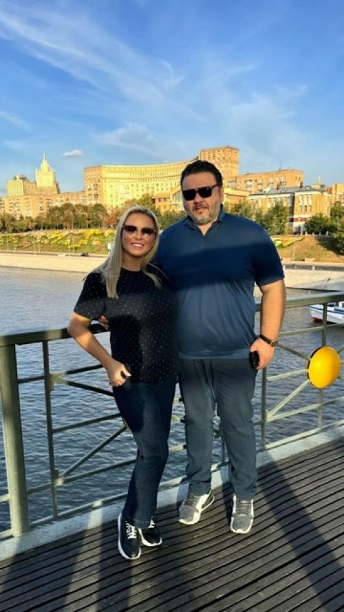 Анна Семенович историей своего знакомства с женихом поделилась. 02