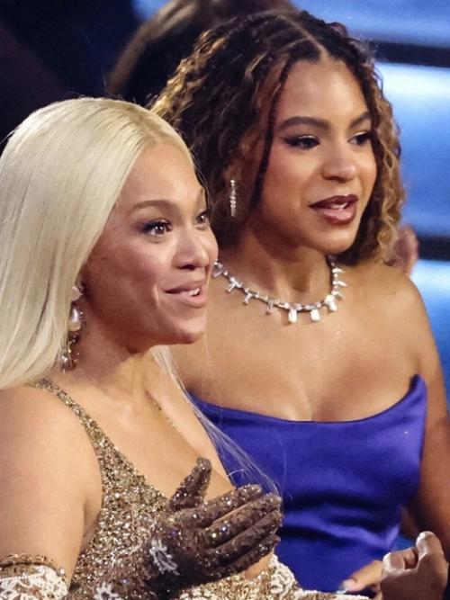 В сети обсуждают новый образ дочери Бейонсе. 04