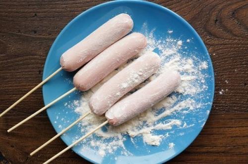 Корн дог (или сосиска в тесте). 03 Корн дог (или сосиска в тесте). 03