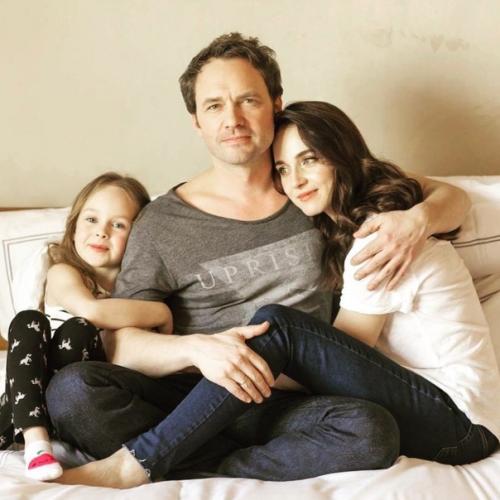 Анна снаткина с мужем и детьми. 01