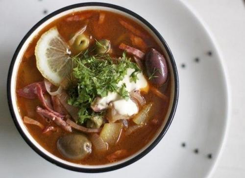 Солянка домашняя.  Ингредиенты на три литра: