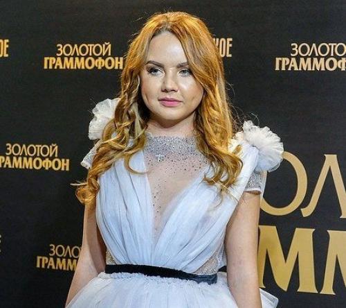 Певица максим уходит со сцены из-за проблем со здоровьем. 03