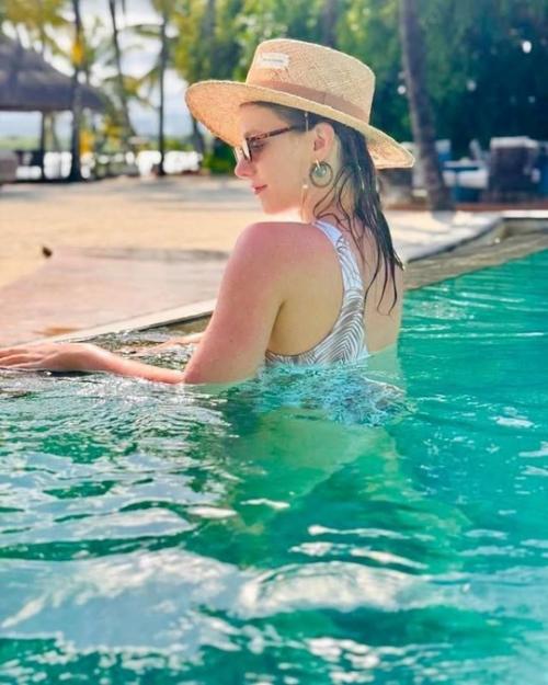 Лизa арзaмaсовa делится отпускными фото. 06