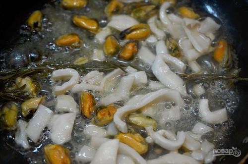 Пенне ригате с кальмарами и мидиями. 03 Пенне ригате с кальмарами и мидиями. 03