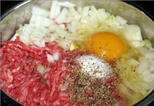 Треугольные котлетки. Ингредиенты: 01 Треугольные котлетки. Ингредиенты: 01