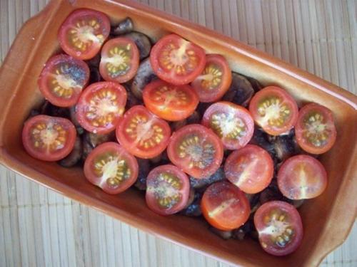Кабачки, запеченные с шампиньонами и помидорами под сыром. 05 Кабачки, запеченные с шампиньонами и помидорами под сыром. 05