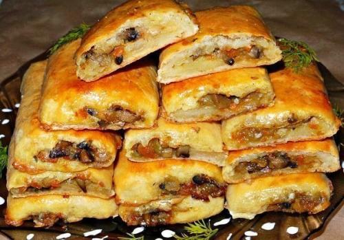 Картофельные рулетики с грибами.